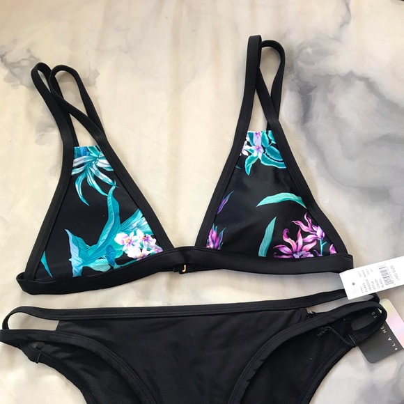 La Hearts Other - NWT LA HEARTS bikini set